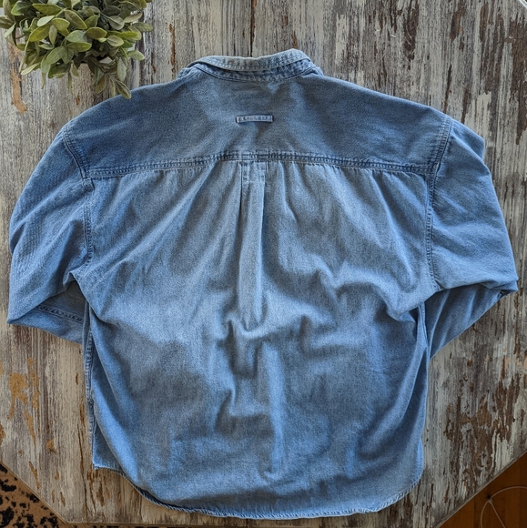 2/$45 Oversized Demin Button Down Shirt Womens XL 2/$45 - Picture 7 of 11